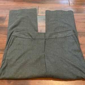 NWOT Ann Taylor Gray Pants Women’s 12 A